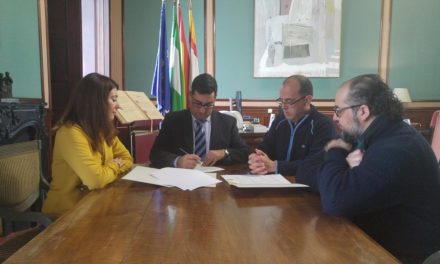 El Ayuntamiento de Utrera firma el convenio de colaboración con los organizadores del Tacón Flamenco El compás que nos une