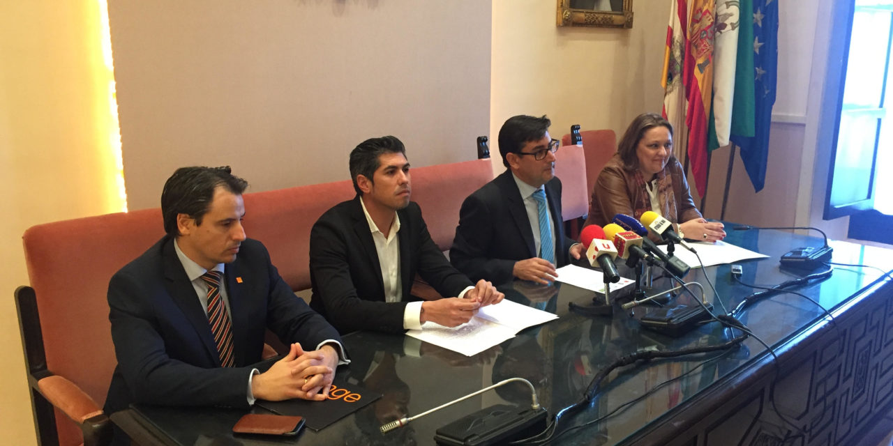 El Ayuntamiento de Utrera, Junta de Andalucía, EOI y Orange impulsan el desarrollo de la economía digital local