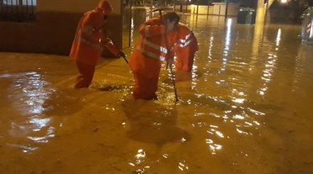 Bomberos, Protección Civil y Policía Local realizan 31 intervenciones por las fuertes precipitaciones