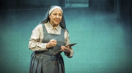 Carmen Machi interpreta a una monja copista en el Teatro de Utrera