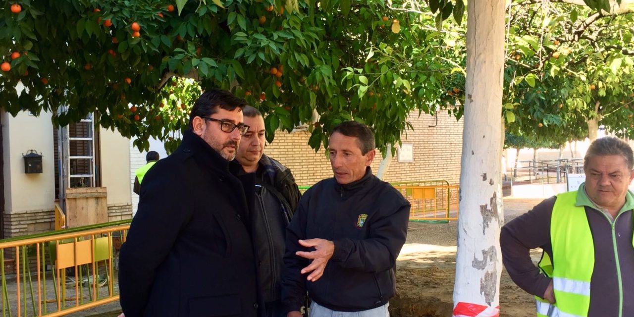 José María Villalobos ha visitado las obras de regeneración urbana de la barriada Coronación