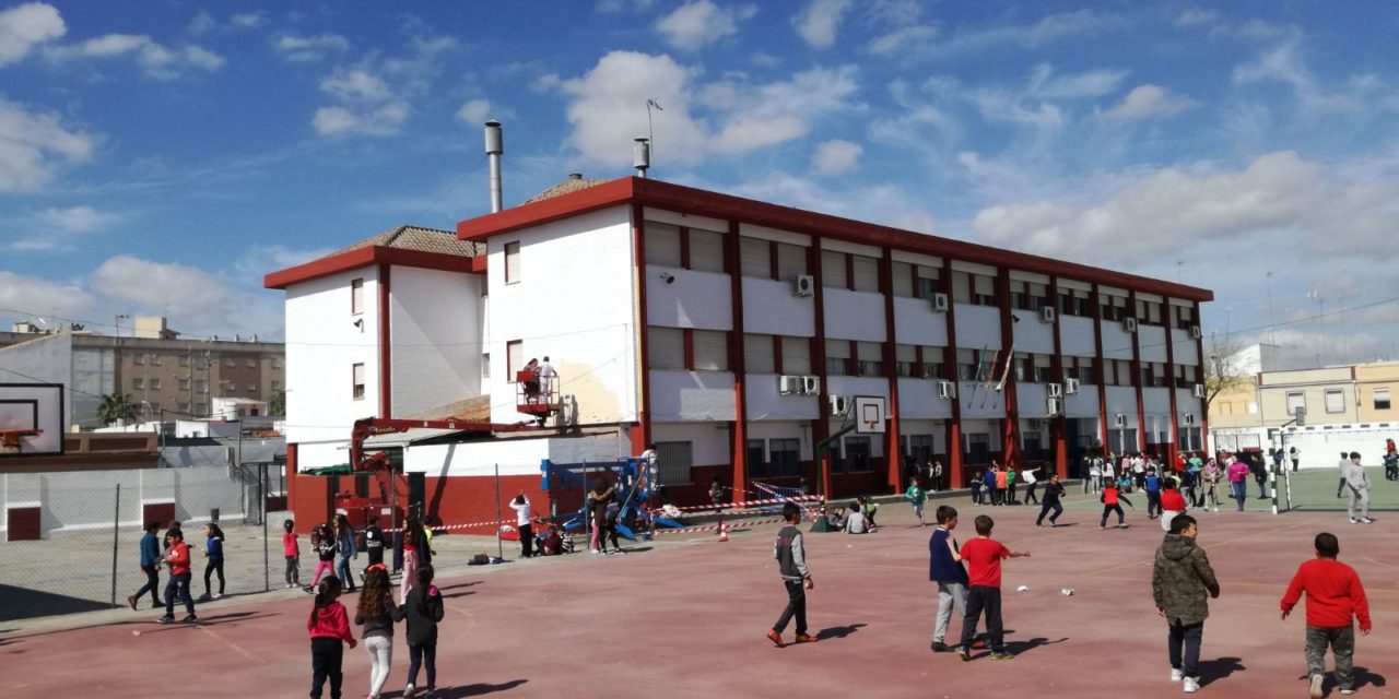 El Ayuntamiento de Utrera va a realizar importantes actuaciones en el colegio Coca de la Piñera