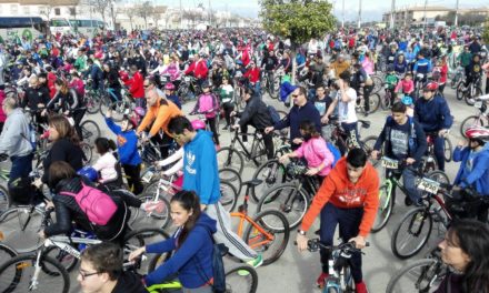 El Paseo en Bicicleta se celebra el 15 de abril tras haber sido suspendido por la lluvia