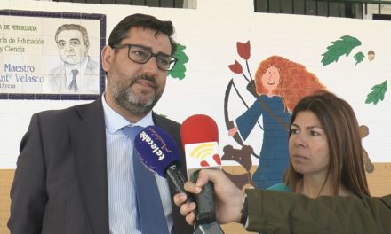 El Ayuntamiento de Utrera acomete la renovación de las instalaciones eléctricas del colegio Juan Antonio Velasco
