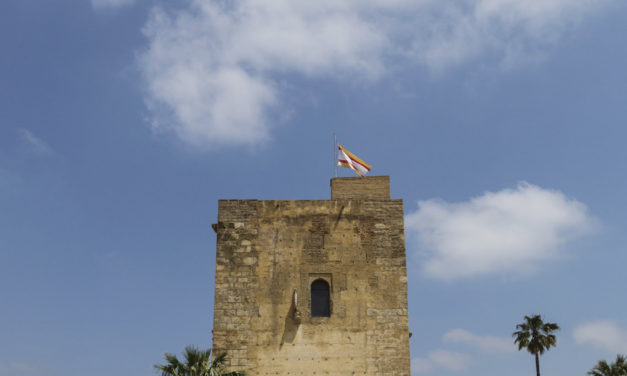 Tomás de Perrate y Proyecto Lorca reinauguran el Castillo de Utrera con su rompedora propuesta ‘Revolución’