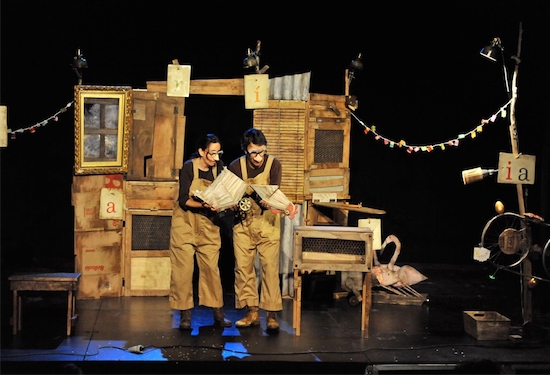 El Teatro Municipal acoge este domingo la obra infantil La Gallina de los Huevos de Oro