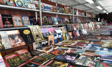 Arranca la XXXIII Edición de la Feria del Libro de Ocasión en la Plaza del Altozano con actividades para los más pequeños