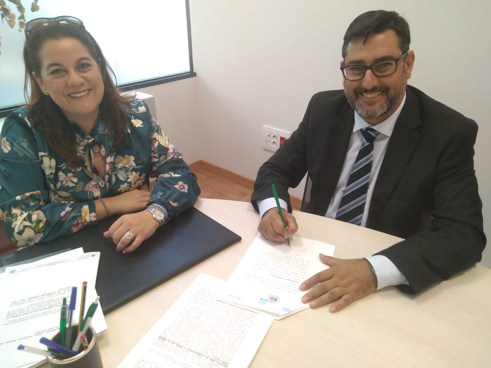 José María Villalobos firma con el IDAE el préstamo para la renovación de toda la iluminación de la ciudad