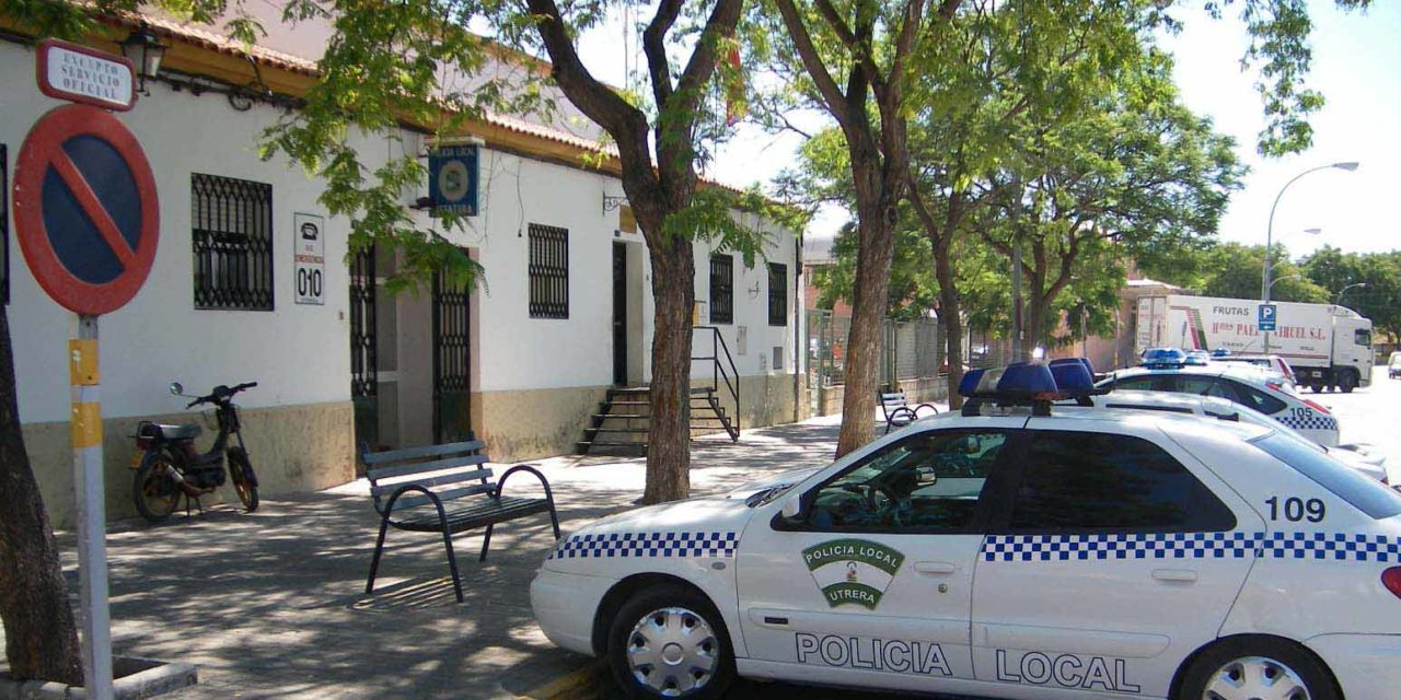 LA POLICÍA LOCAL DE UTRERA IDENTIFICA AL CONDUCTOR QUE CIRCULABA POR UNA ZONA PEATONAL