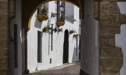 Utrera despide 2025 con 420 desempleados menos que hace un año