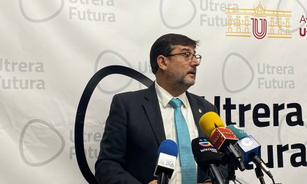 El alcalde de Utrera pide celeridad y concreción a la Junta de Andalucía sobre el desdoble de la carretera con Los Palacios y la variante Este
