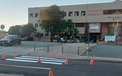 El Ayuntamiento inicia el pintado de numerosos pasos de peatones de Utrera para cumpliendo con sus propuestas