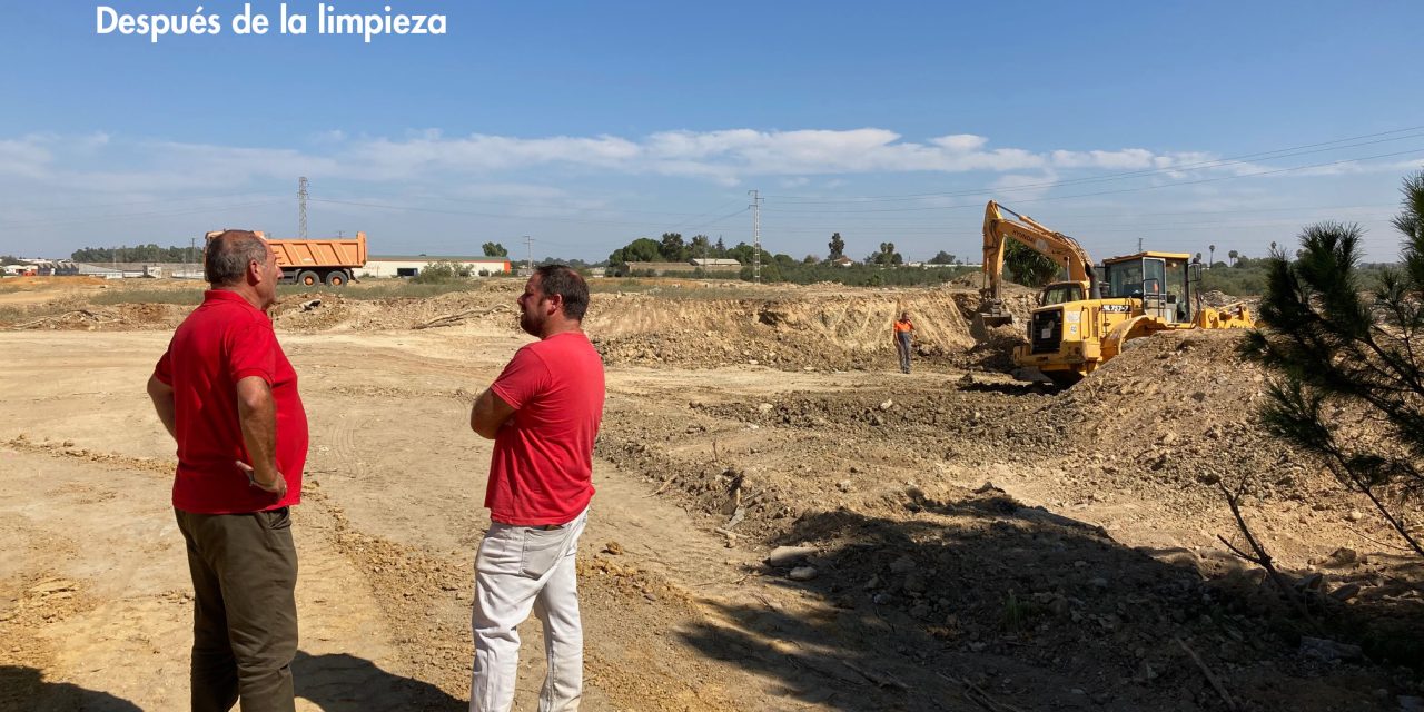 El sellado del vertedero situado detrás de la piscina de Vistalegre costará 150.000 euros, y un mes y medio de trabajo