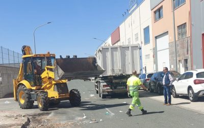 El responsable de Servicios Ambientales pide a los ciudadanos más colaboración para mantener limpia la ciudad.