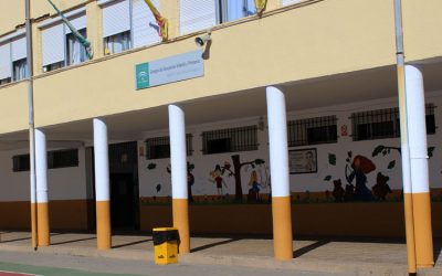 El alcalde y el AMPA del colegio Juan Antonio Velasco se reúnen la próxima semana para abordar el asunto del comedor.