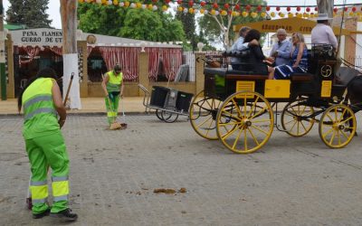 La recogida de basuras y envases en la Feria se realiza dos veces al día. Es importante respetar los horarios  para mantener la limpieza
