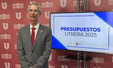 Utrera presenta un presupuesto municipal de casi 60 millones de euros para 2025, con equilibrio financiero y refuerzo de los servicios públicos
