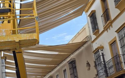 Los toldos de la calle Virgen de Consolación quedarán totalmente instalados la próxima semana