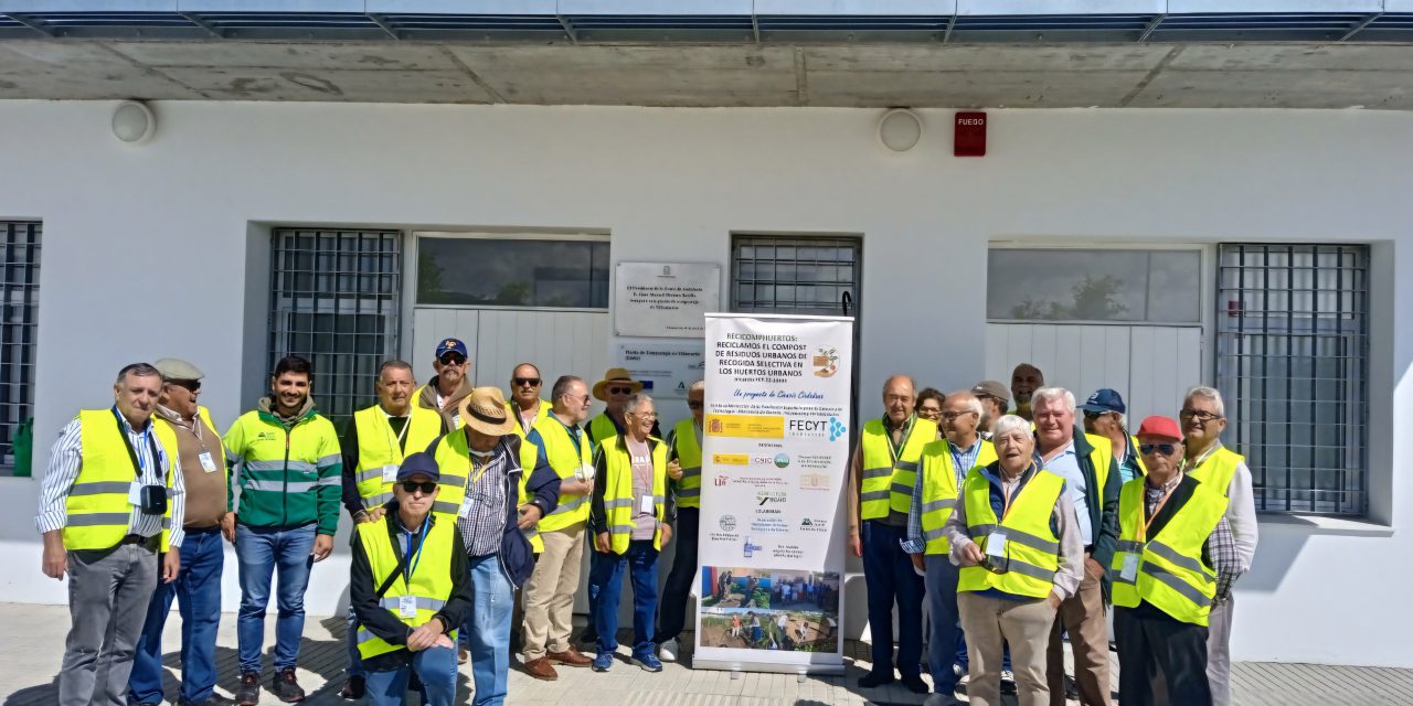Visita de los hortelanos del V Centenario a la planta de compostaje de Villamartín y los huertos de Olvera