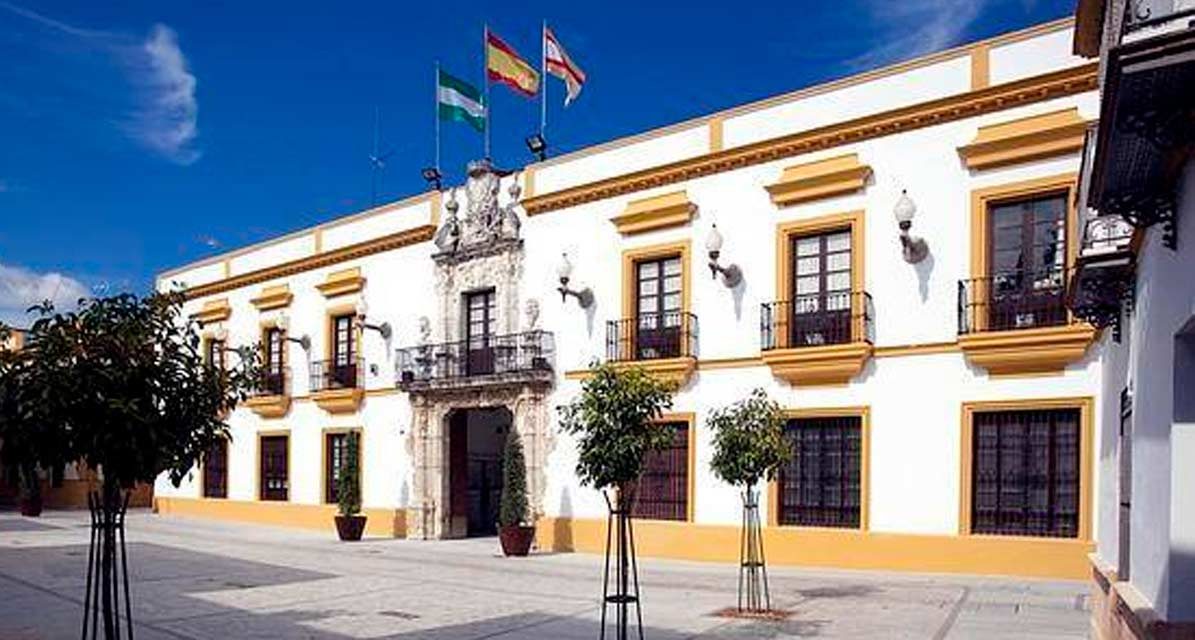 El Pleno de junio aprobará el contrato de limpieza de edificios municipales, que supera los 4 millones de euros
