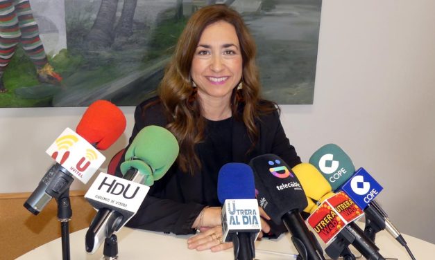 Utrera continúa reduciendo el paro y baja de los 5.000 desempleados