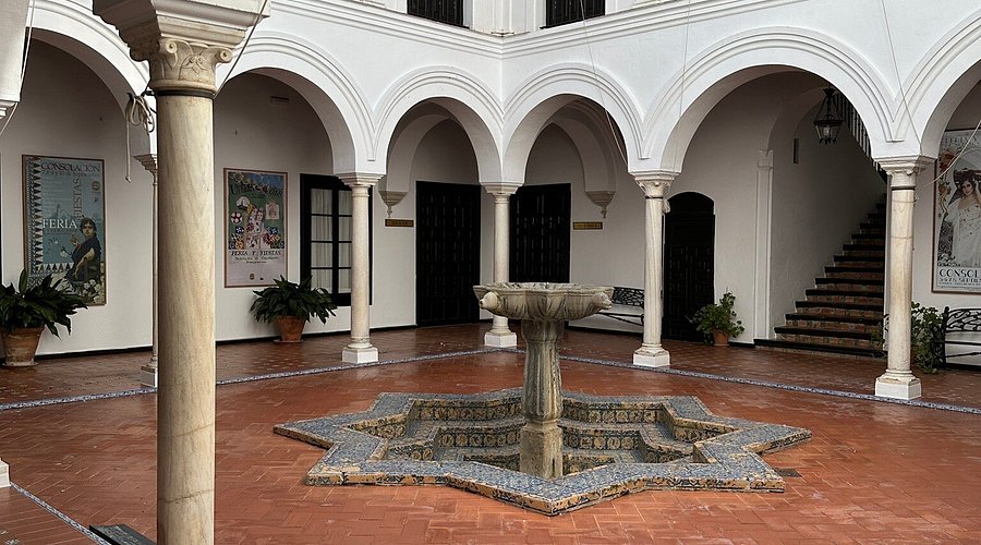 La rehabilitación de la Casa de la Cultura de Utrera podrá ejecutarse tras la aprobación definitiva del proyecto