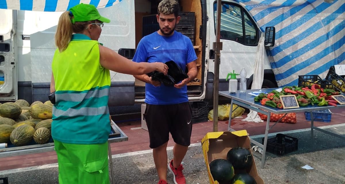 El Ayuntamiento de Utrera adelanta los turnos de limpieza para proteger la salud de los operarios frente a las altas temperaturas