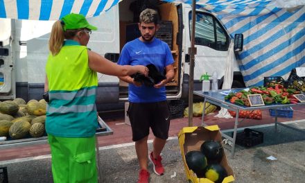 El Ayuntamiento de Utrera adelanta los turnos de limpieza para proteger la salud de los operarios frente a las altas temperaturas