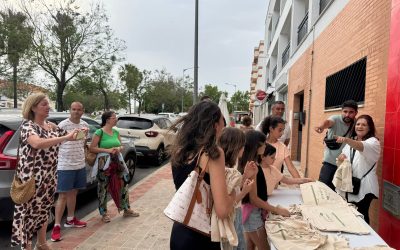 Buena acogida de la campaña “A por el pan con la talega” para fomentar la reducción del uso de plásticos en el día a día