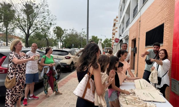 Buena acogida de la campaña “A por el pan con la talega” para fomentar la reducción del uso de plásticos en el día a día