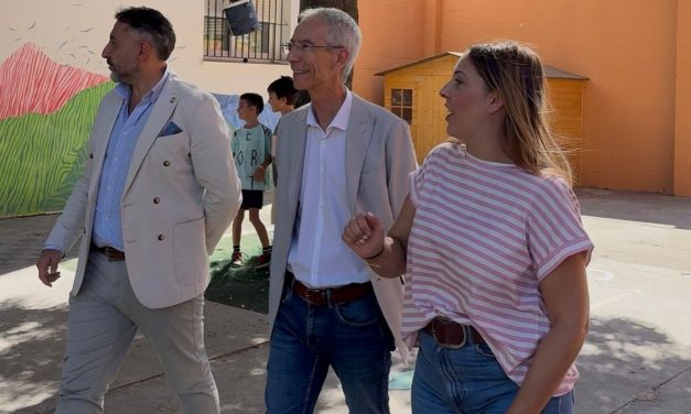 El alcalde visita el colegio Alfonso de Orleans con motivo del inicio del curso escolar