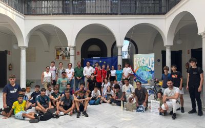 Los alumnos del IES José María Infantes presentan en el Ayuntamiento su proyecto sobre movilidad sostenible y el uso de la bicicleta