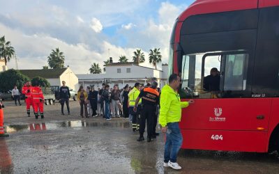 Un Cercanías detenido en la vía con pasajeros, es la incidencia más destacada de las registradas por la lluvias
