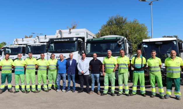 17 nuevos vehículos y maquinaria refuerzan la recogida de basuras y limpieza viaria
