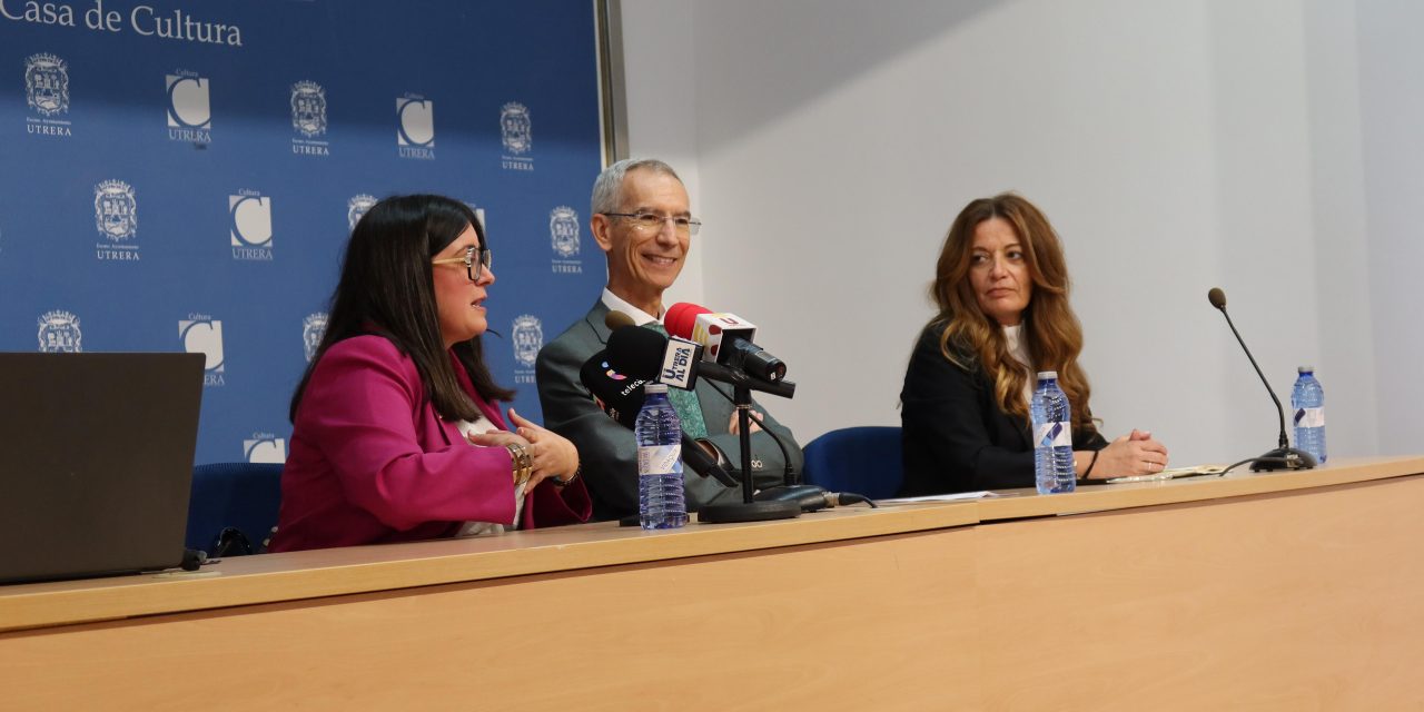 El Ayuntamiento de Utrera inaugura un nuevo curso del Aula de la Experiencia 2025/2026