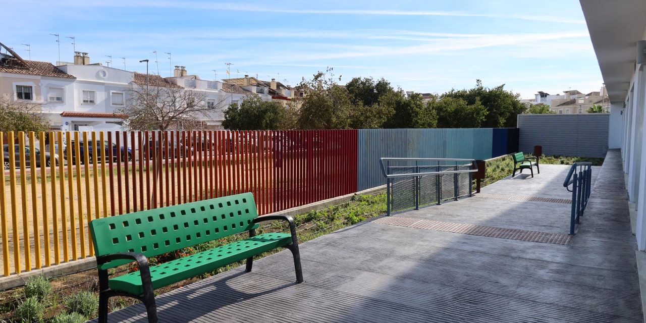 Finalizadas las obras de mejora en la zona trasera del Centro de Estudios Olivareros