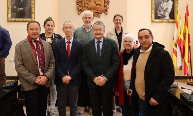 Antonio Sanz anuncia que el Hospital de Utrera estará adscrito al Virgen del Rocío en los primeros meses de 2026