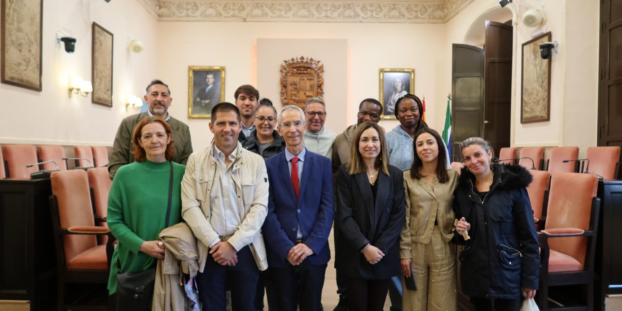 Cuatro familias de Utrera estrenan nuevo hogar gracias a la Fundación Patronato Nuestra Señora de Consolación del Ayuntamiento de Utrera