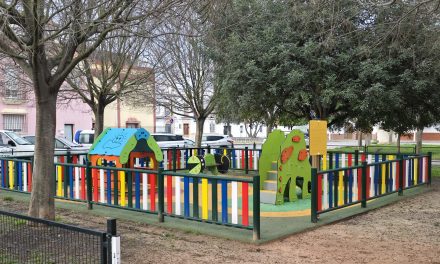 En marcha el plan de mejora integral de once zonas de juegos infantiles del municipio