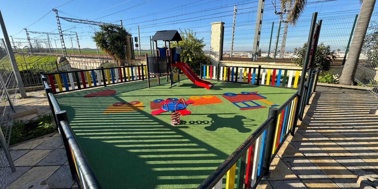 Continúa a buen ritmo el Plan de Mejora Integral de once zonas de juegos infantiles del municipio