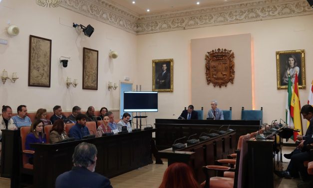 Utrera celebra un Pleno Extraordinario por el Día Internacional de la Mujer