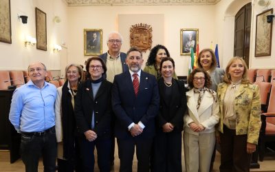 El Ayuntamiento de Utrera celebra un acto en homenaje al personal docente jubilado