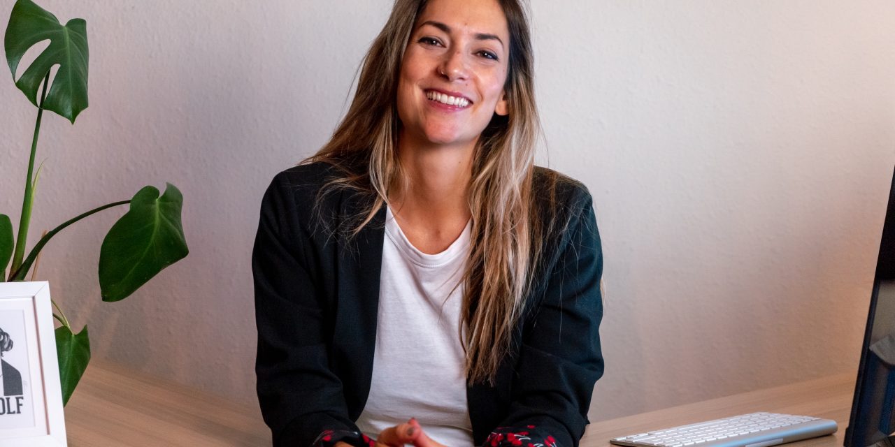 Igualdad ofrece una charla sobre cómo comprender y acompañar a la Generación Z de la mano de La Psico Woman