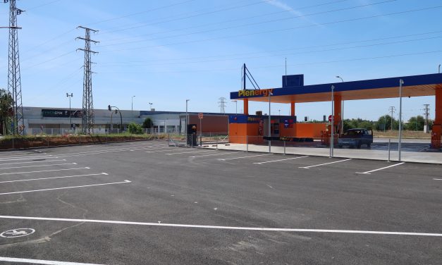 Ya está en funcionamiento la nueva bolsa de aparcamiento en la Barriada del Pastorcito