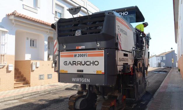 El Plan de Asfaltado avanza con una nueva fase que actuará en nueve calles de Utrera