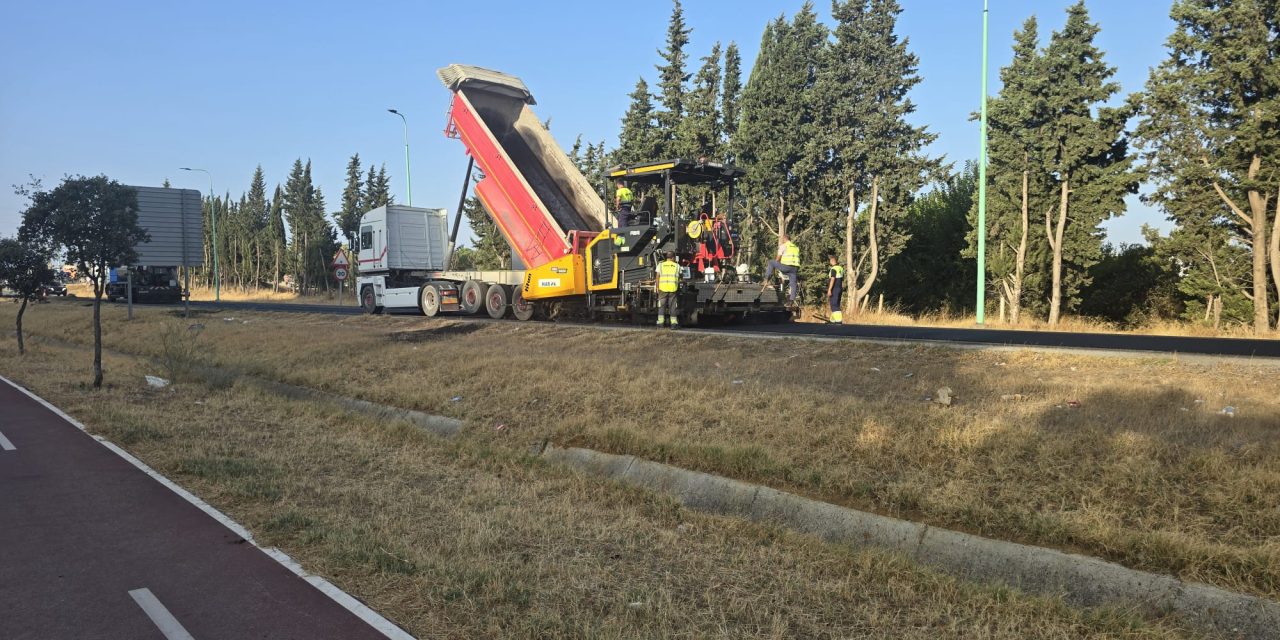 Comienzan los trabajos de mejora del firme de la A-394 a su paso por Utrera